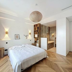 Property in Carre d'Or