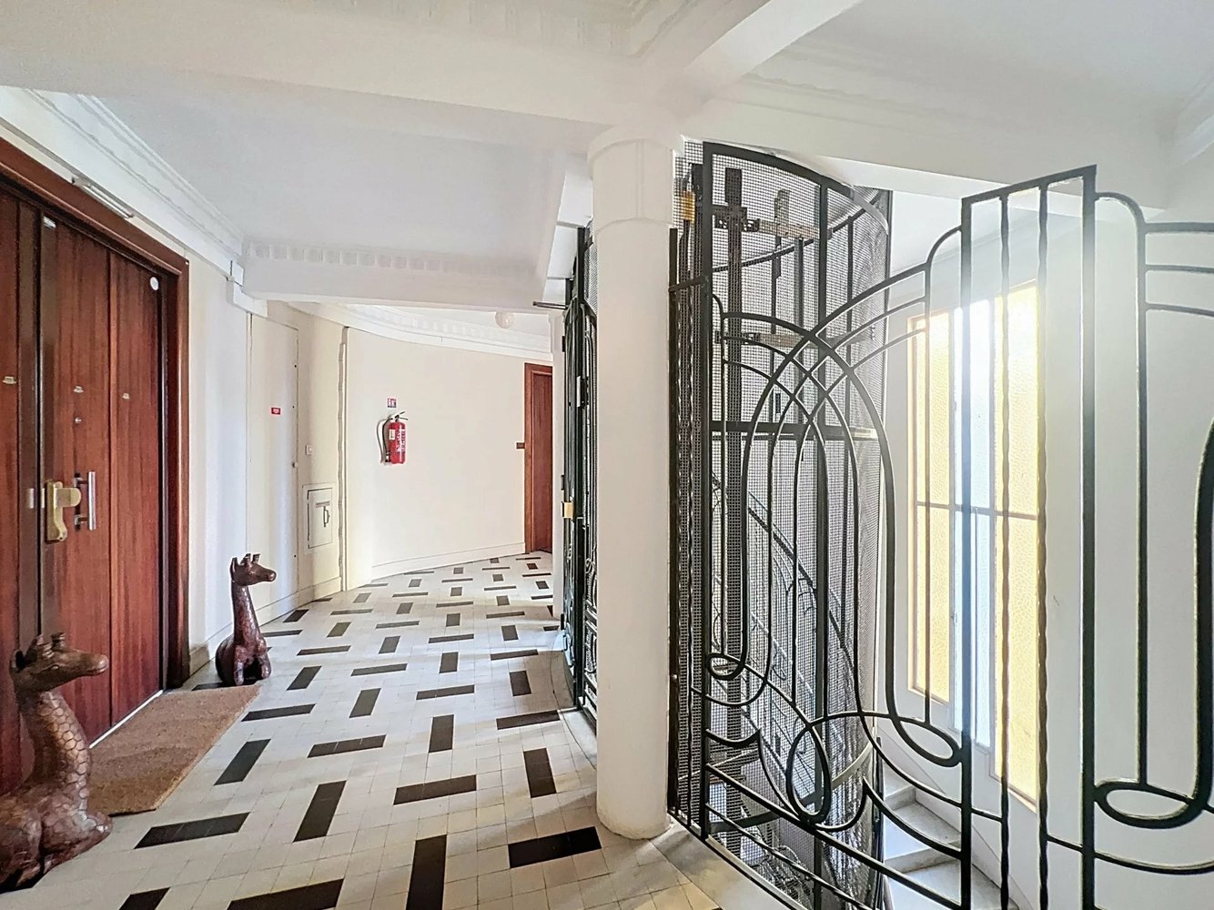 Property photo in Carre d'Or