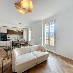 Property in Carre d'Or