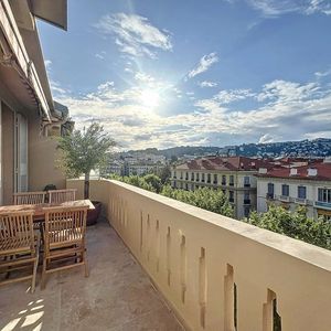 Property in Carre d'Or