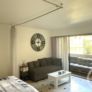 Property in Carre d'Or