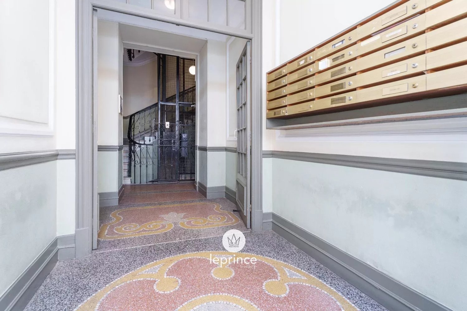 Property photo in Carre d'Or