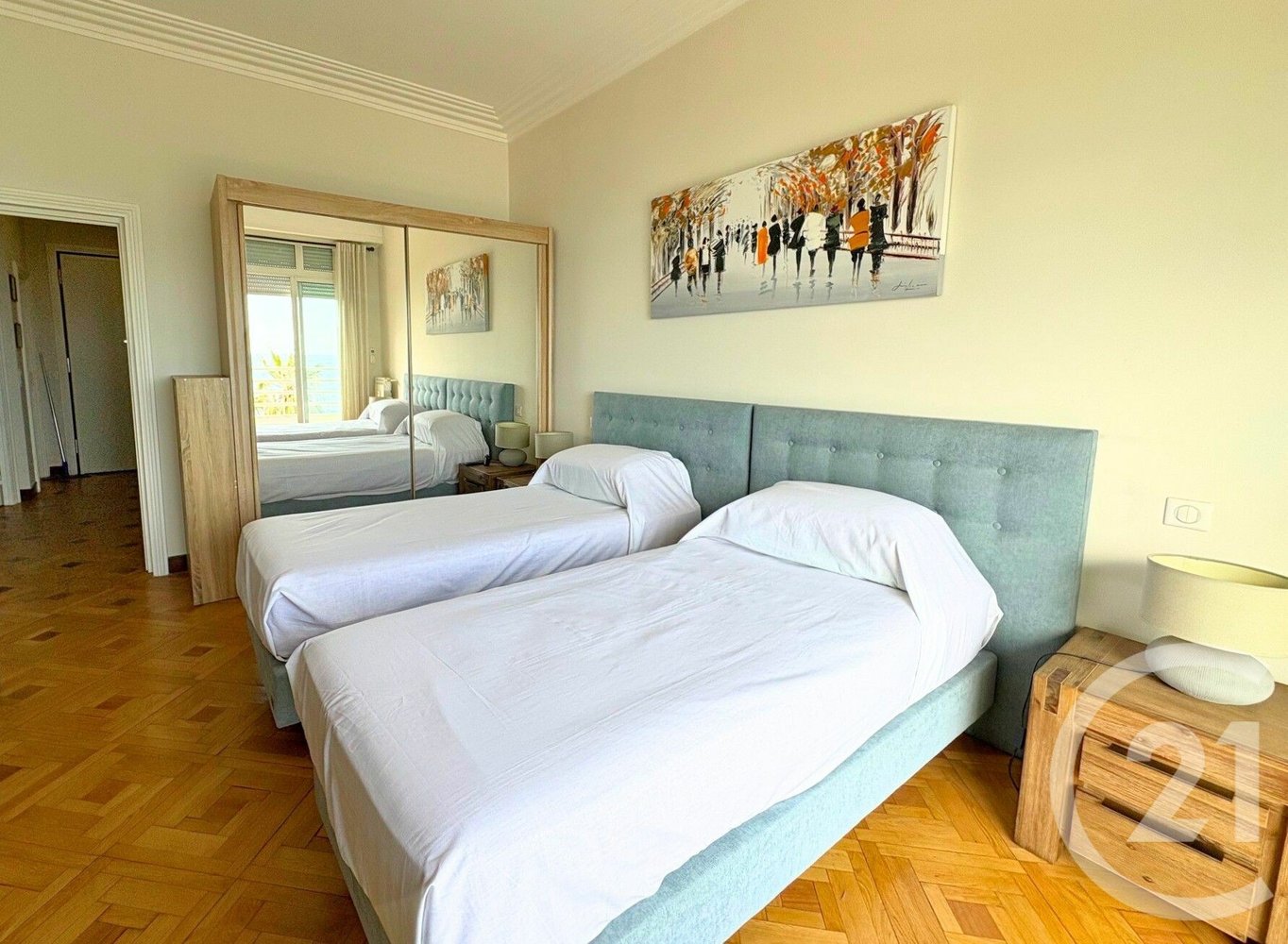 Property photo in Carre d'Or