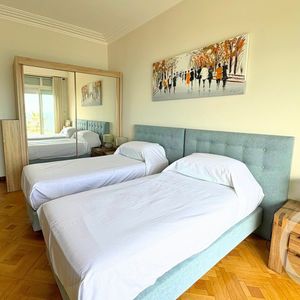 Property in Carre d'Or