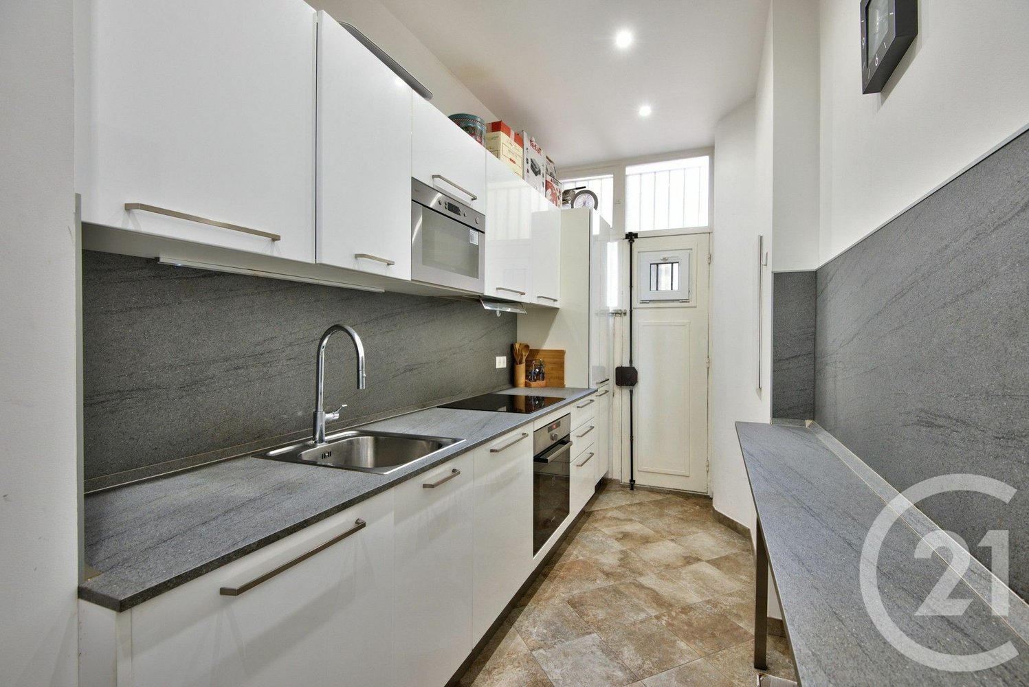 Property photo in Carre d'Or