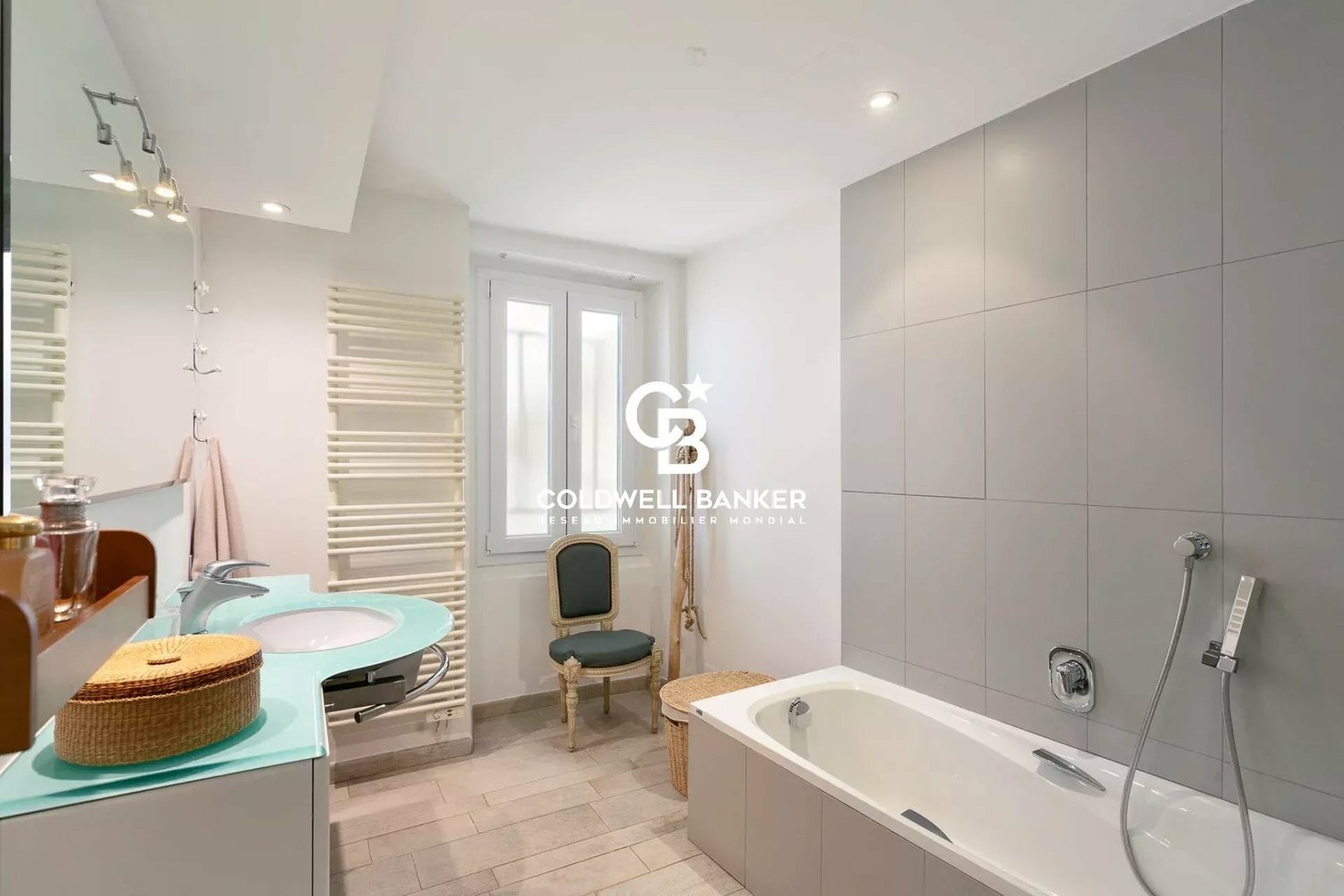 Property photo in Carre d'Or