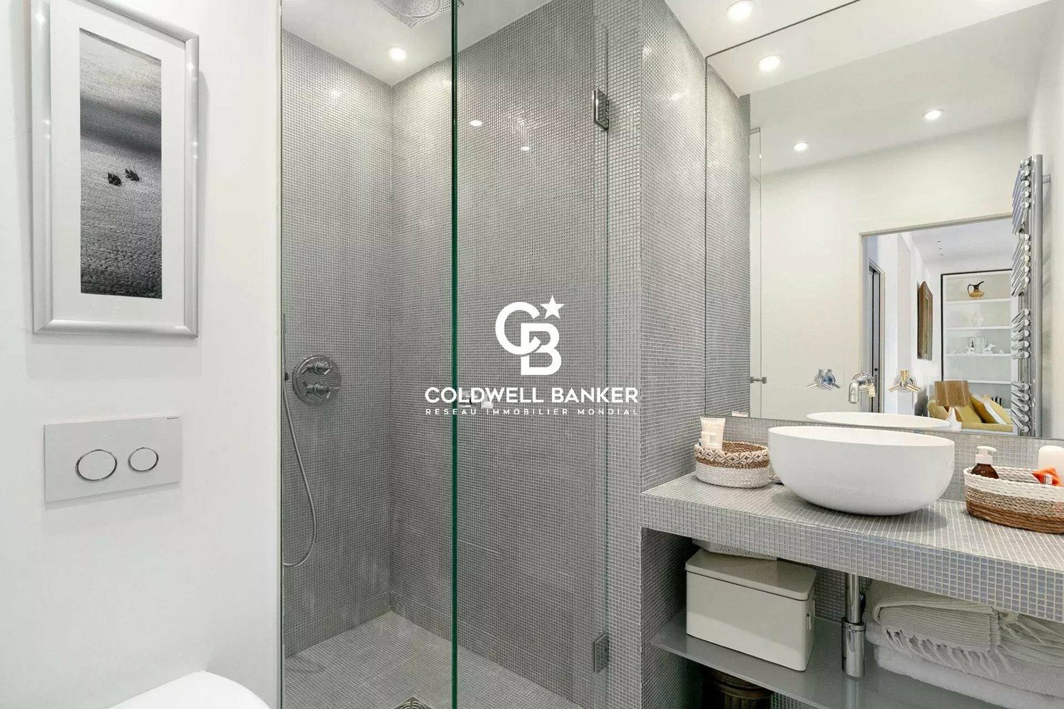 Property photo in Carre d'Or