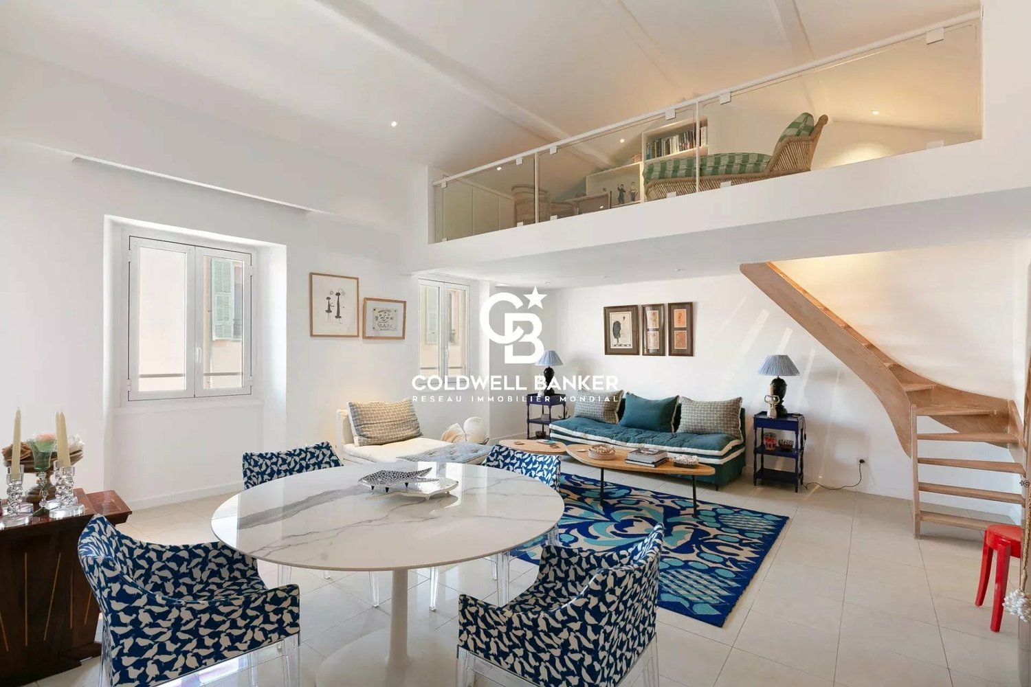 Property photo in Carre d'Or