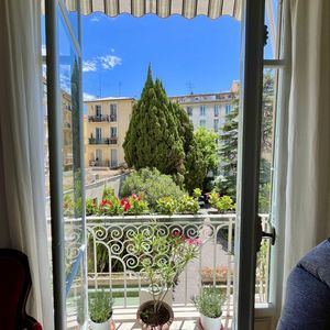 Property in Carre d'Or