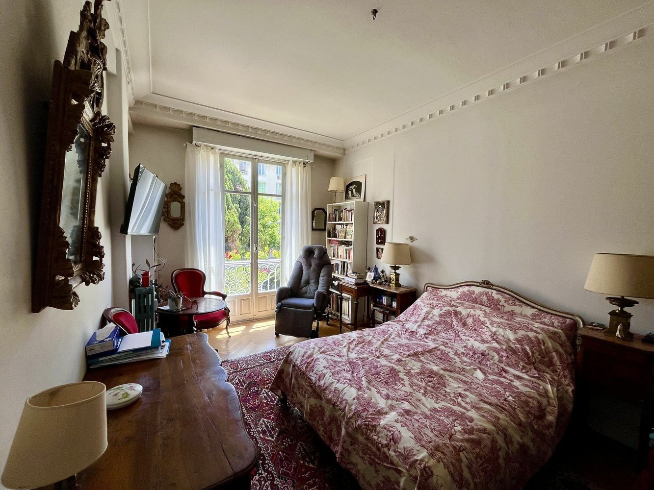 Property photo in Carre d'Or