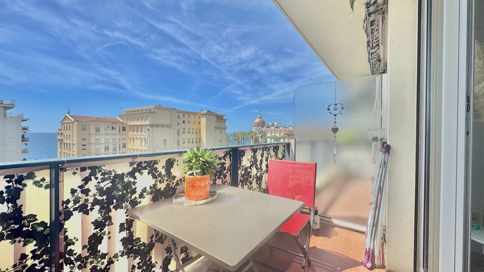 Property photo in Carre d'Or