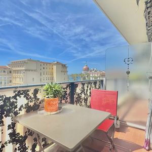 Property in Carre d'Or