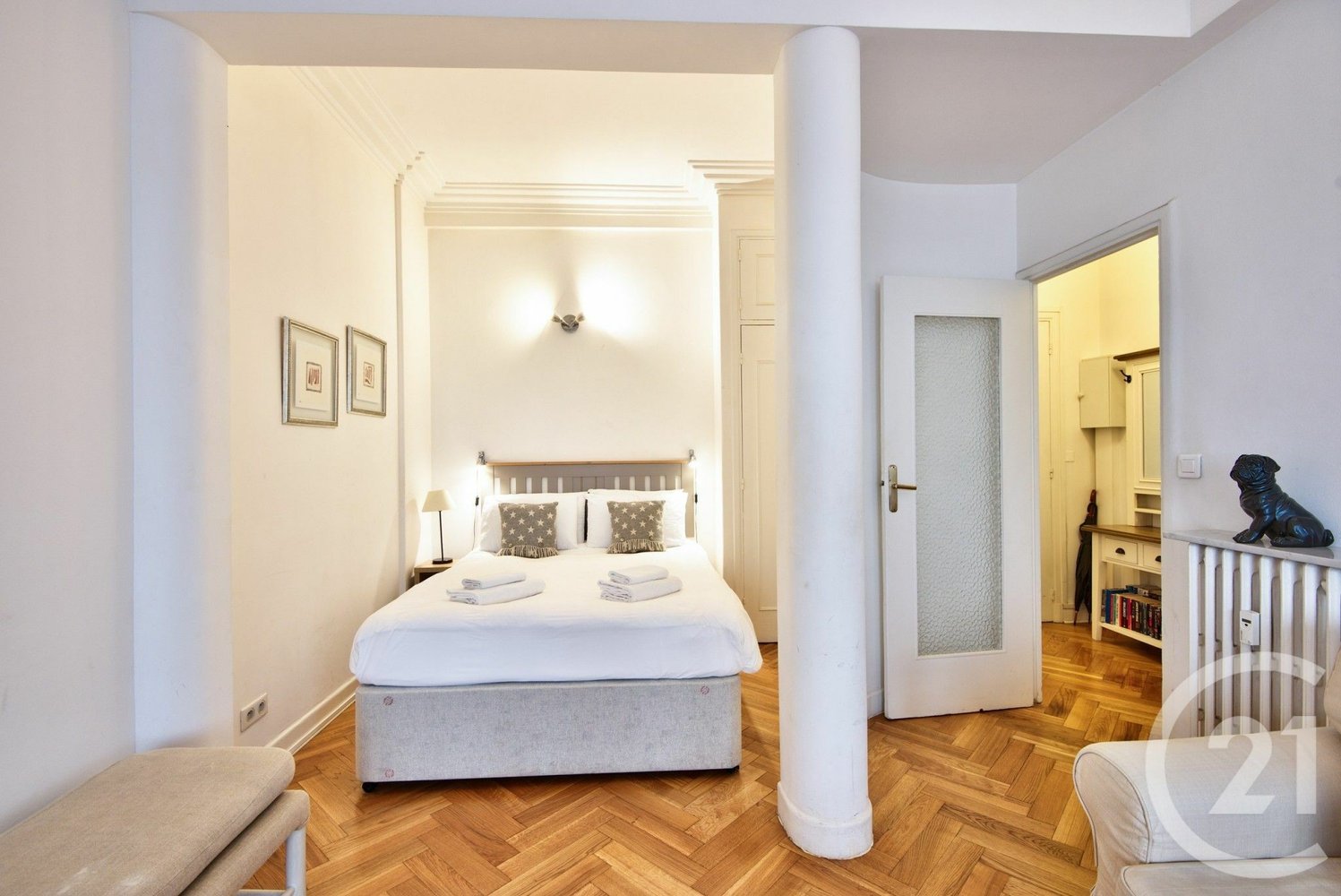 Property photo in Carre d'Or