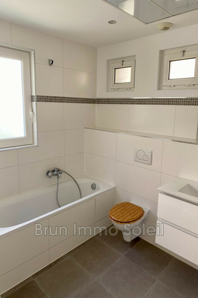 Property photo in Musicians Quarter
