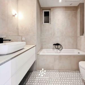 Property in Musicians Quarter