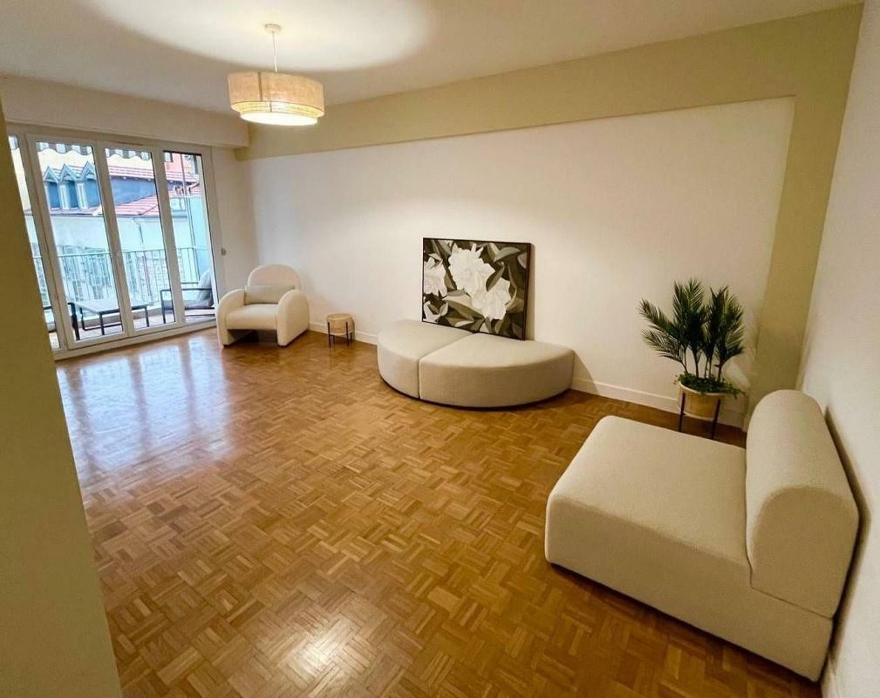 Property photo in Musicians Quarter