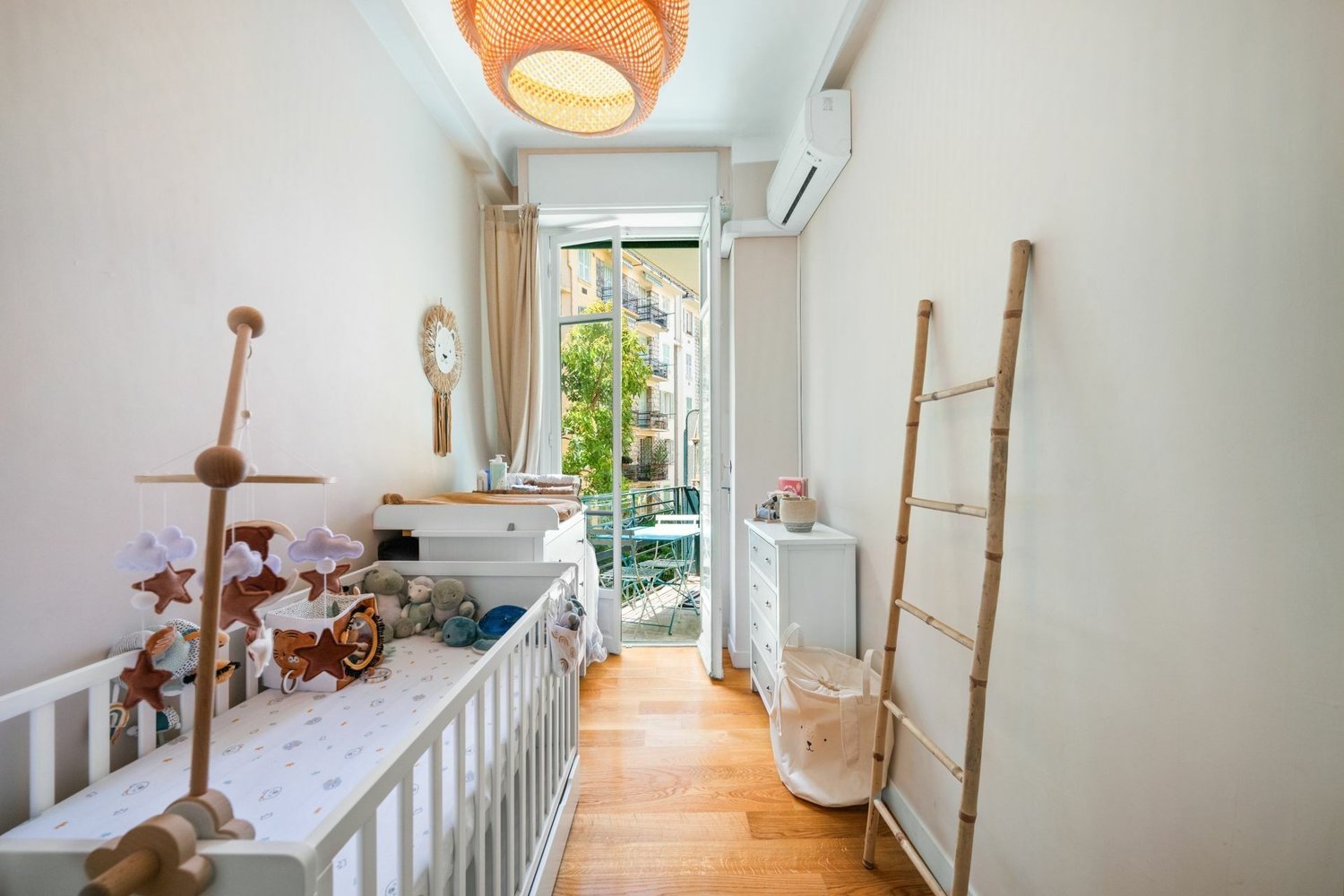 Property photo in Musicians Quarter