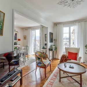 Property in Musicians Quarter