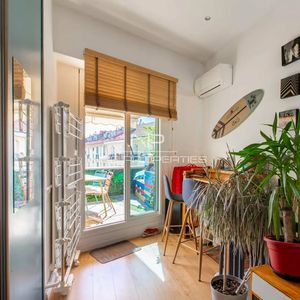 Property in Musicians Quarter