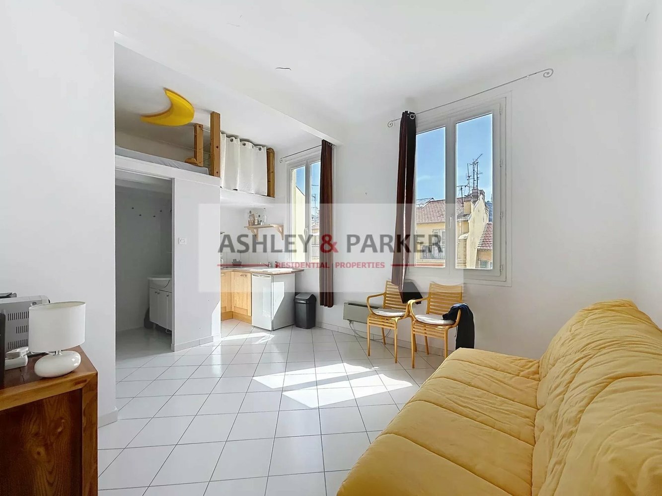 Property photo in Port