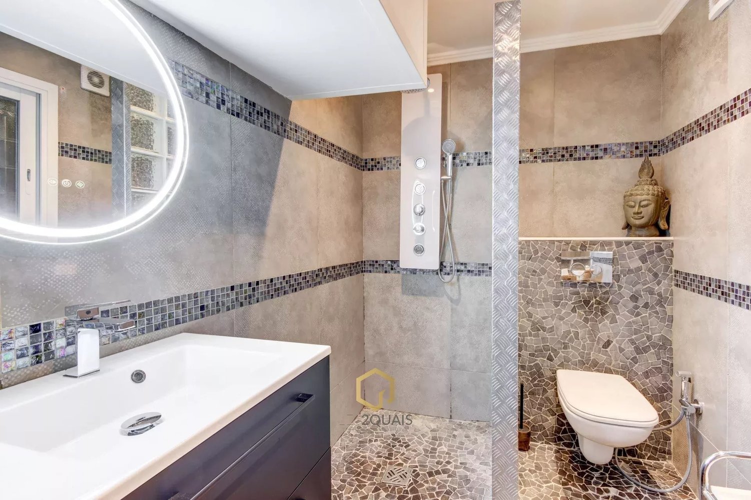 Property photo in Port