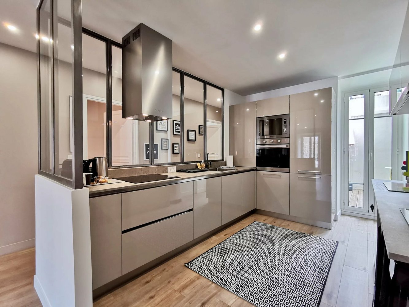 Property photo in Port