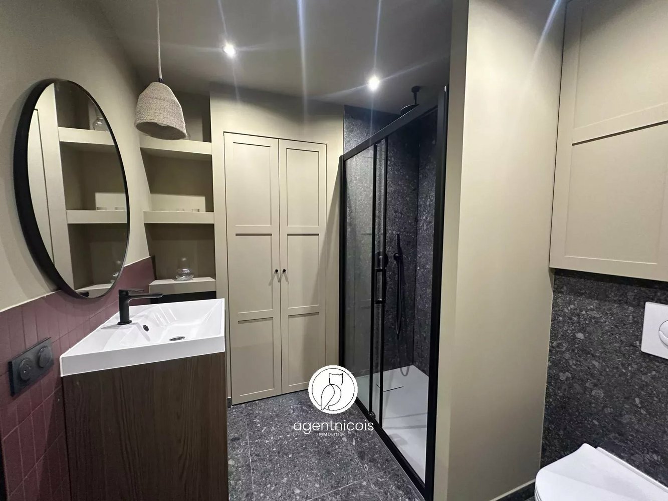 Property photo in Port