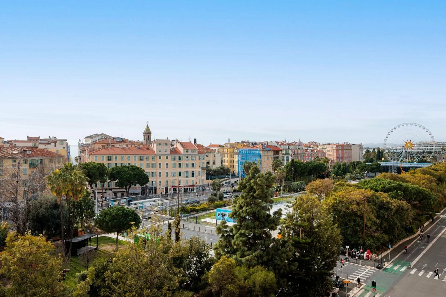 Property photo in Carre d'Argent