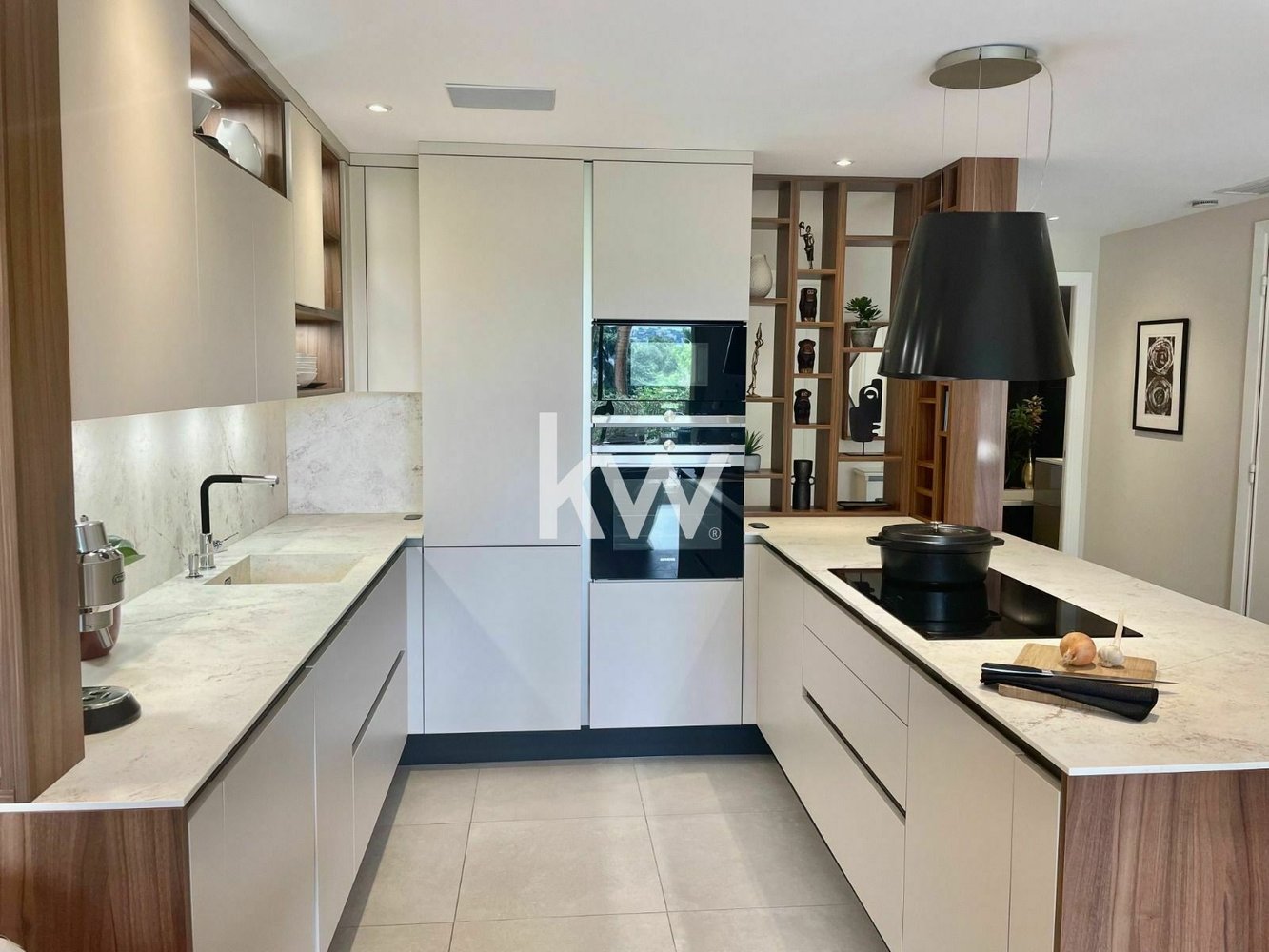 Property photo in Carre d'Argent