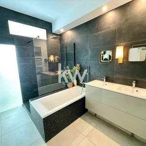 Property in Carre d'Argent