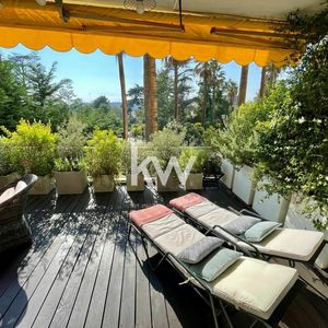 Property in Carre d'Argent