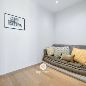 Property in Carre d'Argent