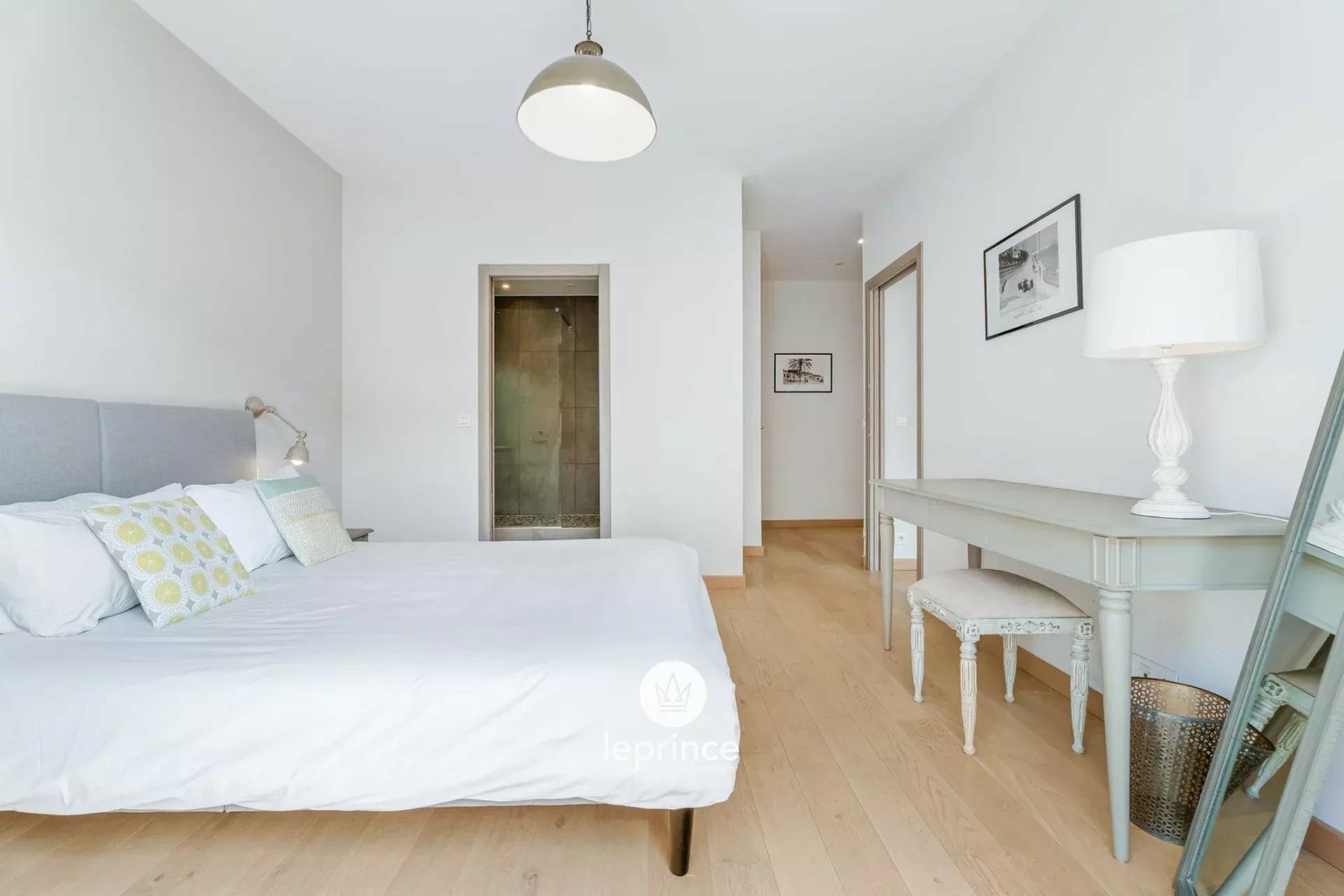 Property photo in Carre d'Argent