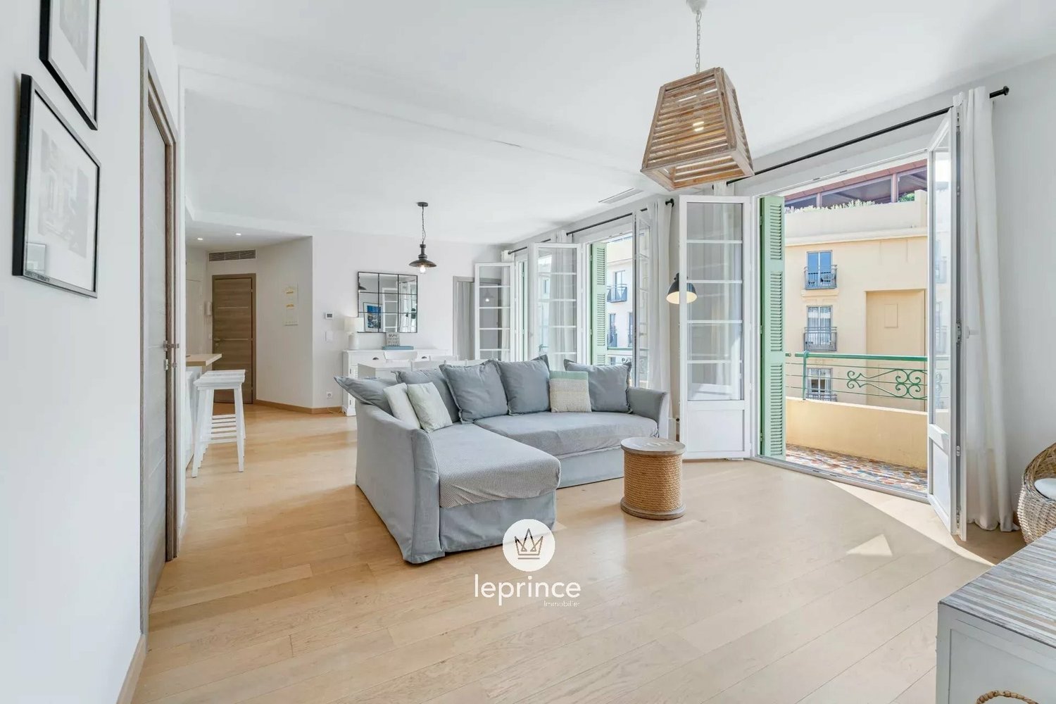Property photo in Carre d'Argent