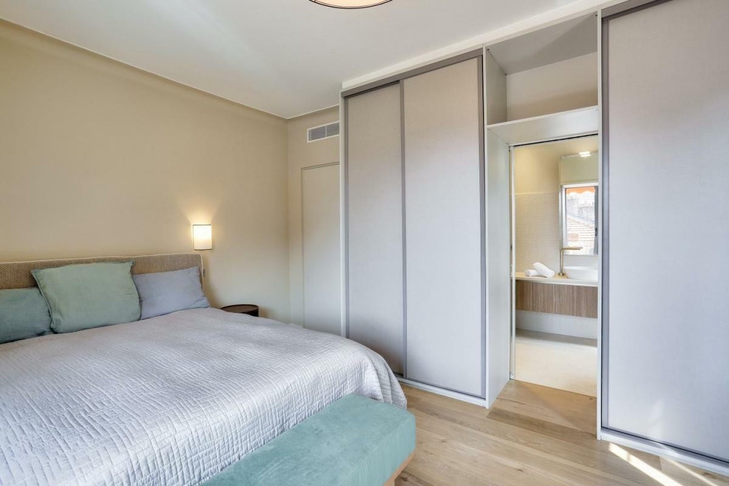 Property photo in Carre d'Argent