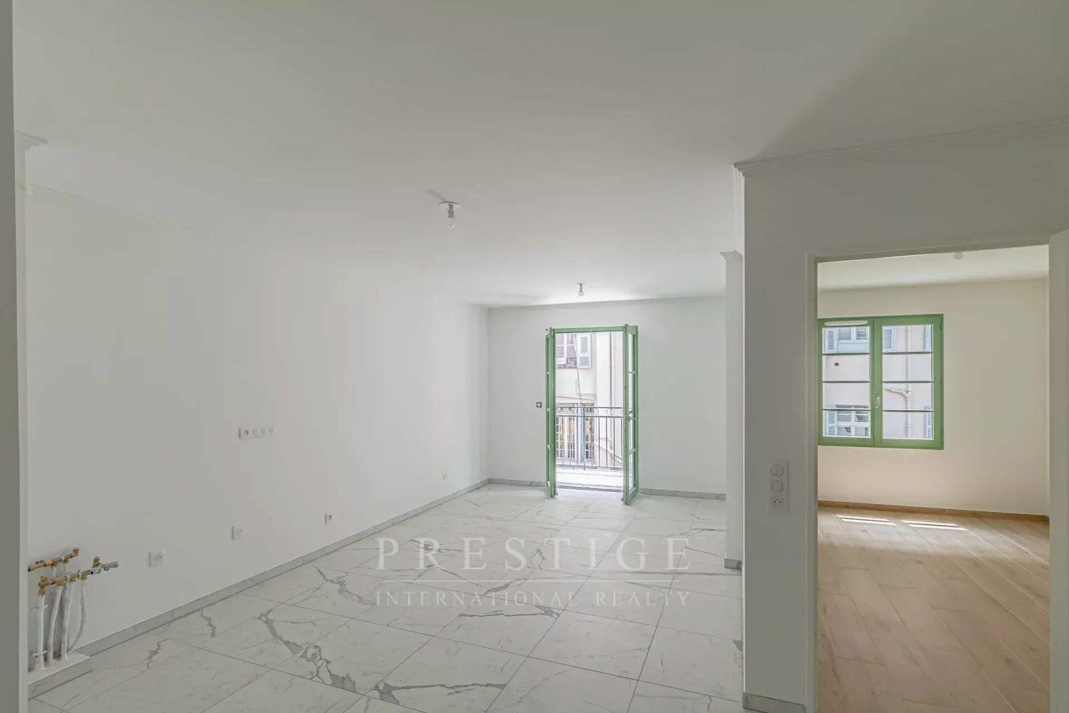 Property photo in Carre d'Argent