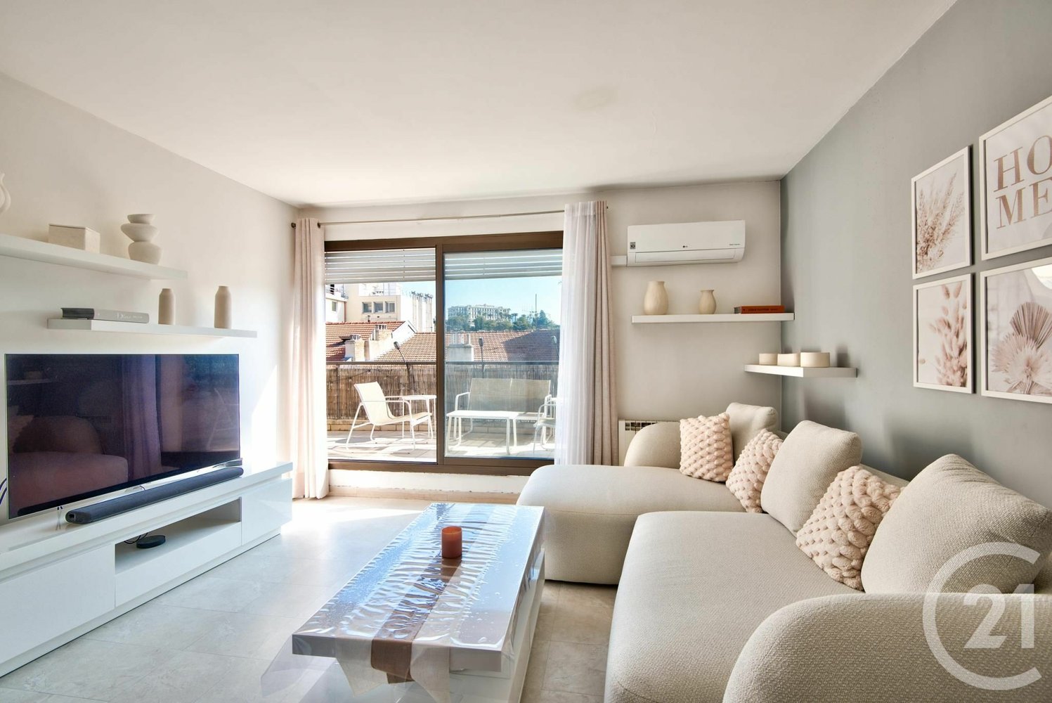 Property photo in Carre d'Argent