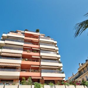 Property in Carre d'Argent