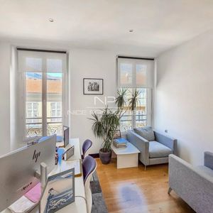 Property in Carre d'Argent