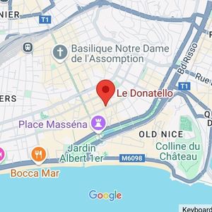 Property in Carre d'Argent