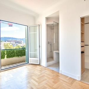 Property in Carre d'Argent