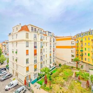 Property in Carre d'Argent