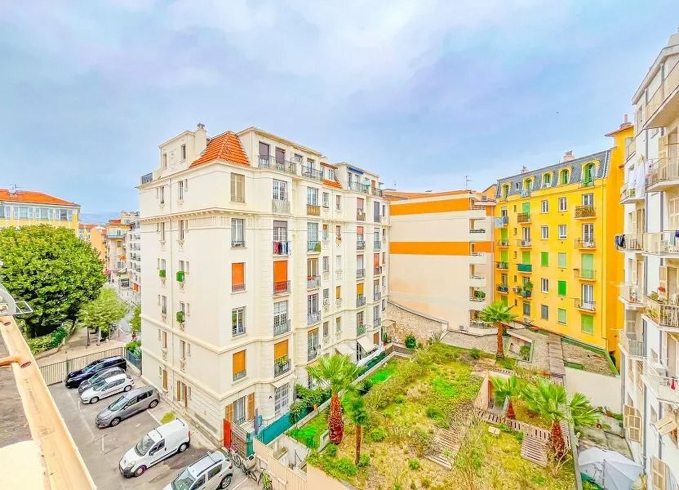 Property photo in Carre d'Argent