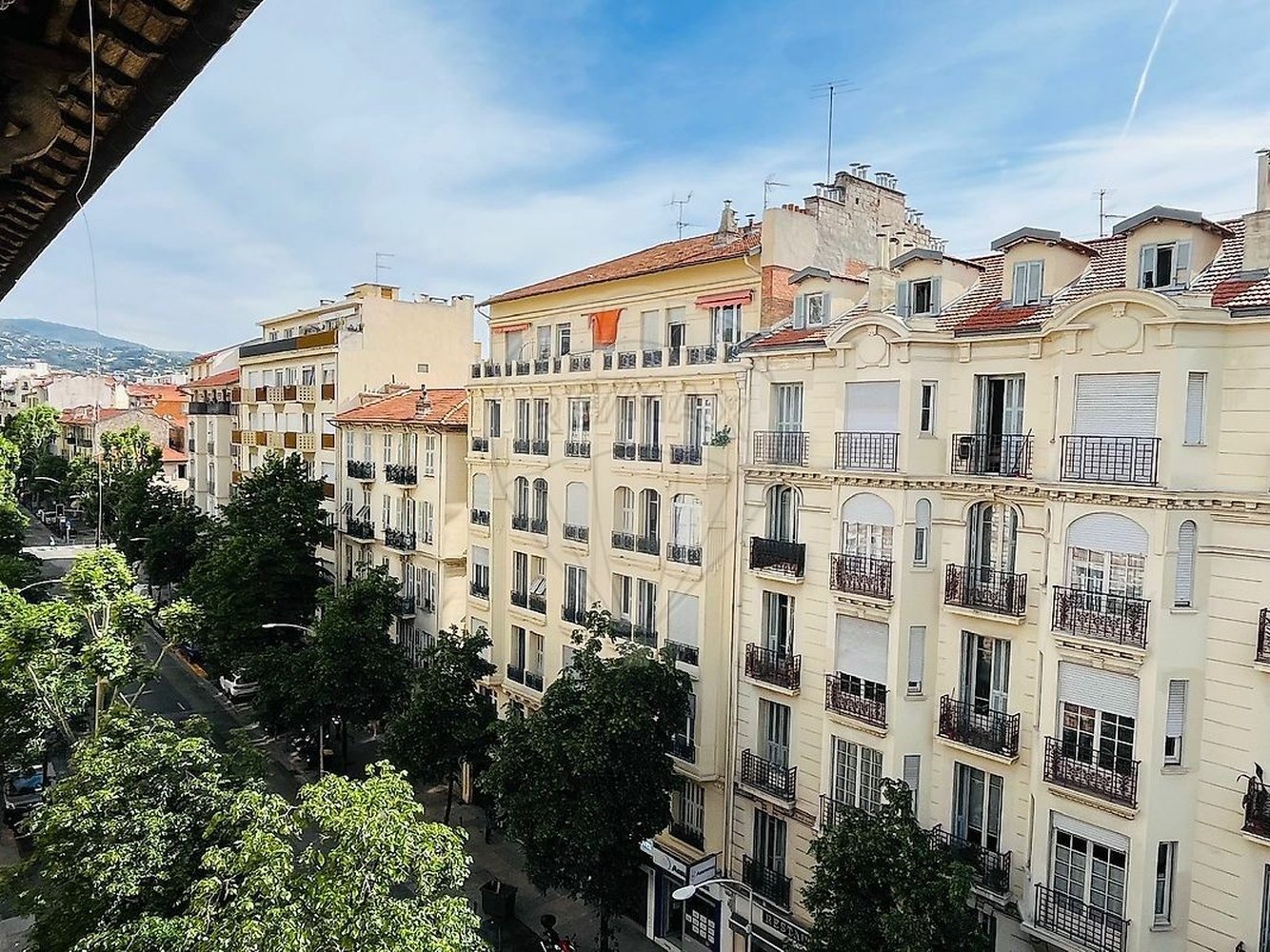 Property photo in Carre d'Or