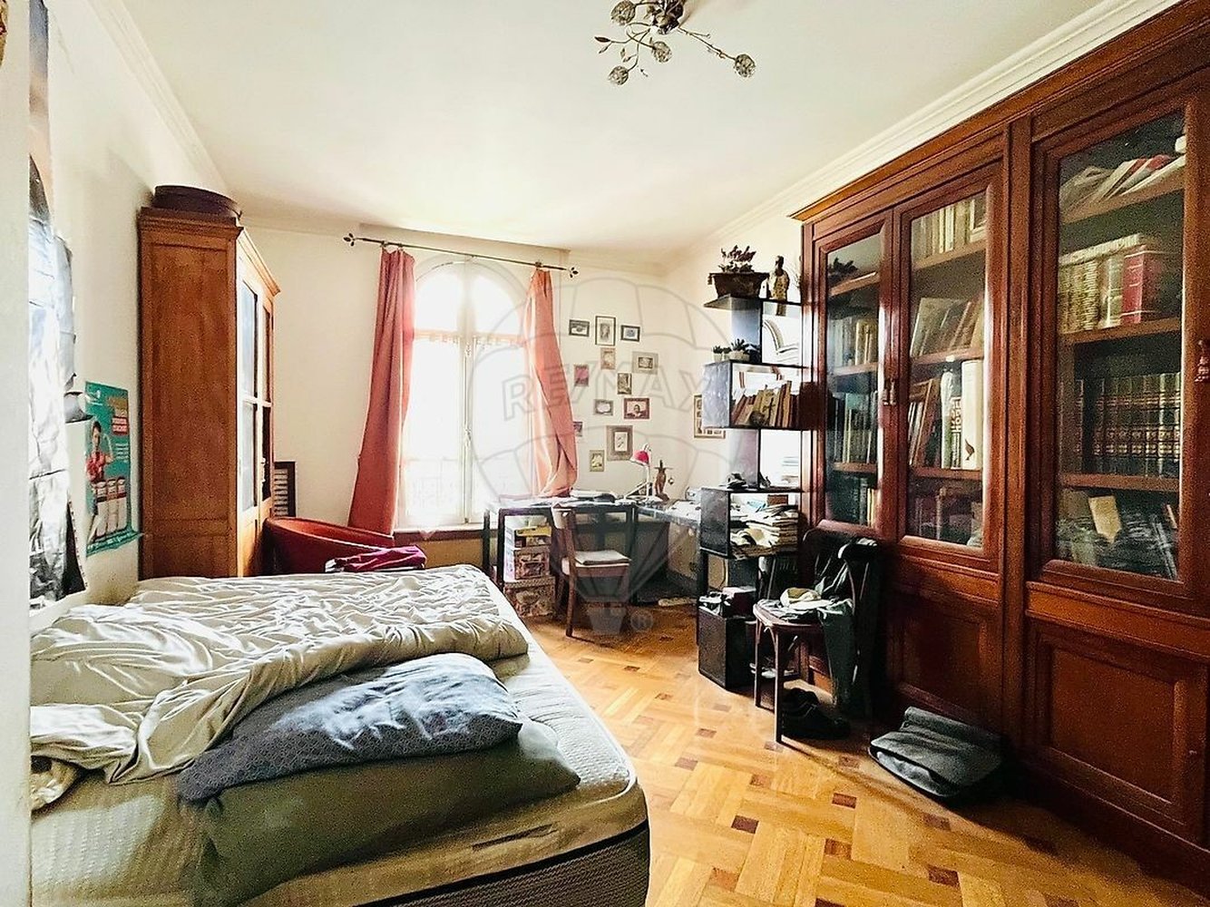 Property photo in Carre d'Or