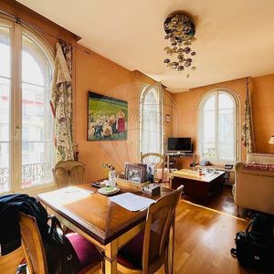 Property in Carre d'Or