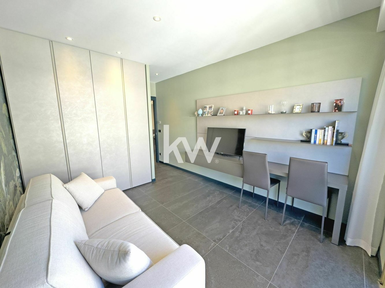 Property photo in Carre d'Or