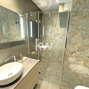 Property in Carre d'Or