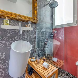 Property in Carre d'Or