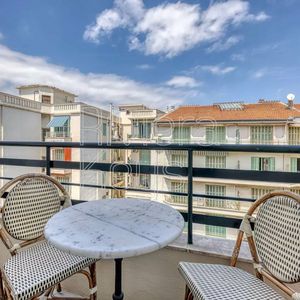 Property in Carre d'Or